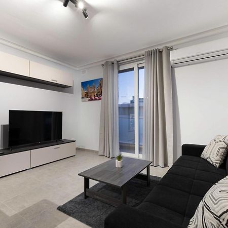 Luxurious & Spacious 2Bd Accomodation At The Podium - Yacht Marina Area, Close To Valletta Msida Zewnętrze zdjęcie
